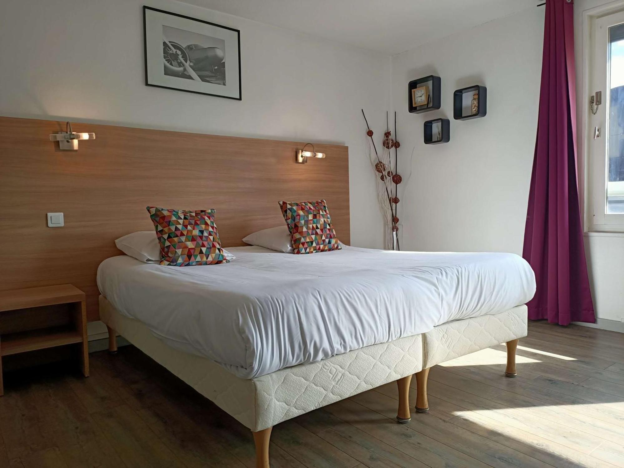 Brit Hotel Besancon L'Horloge Eksteriør billede