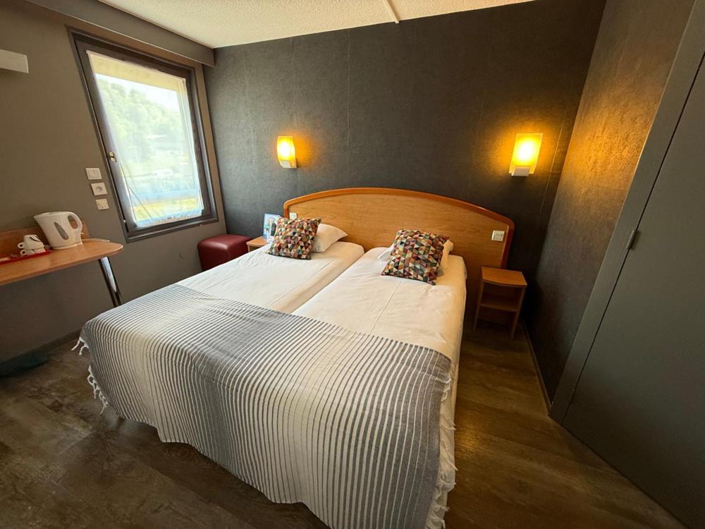 Brit Hotel Besancon L'Horloge Eksteriør billede